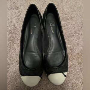Delman quilted flats size 9 black with white patent toe **3 FOR 20!**